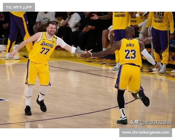 东契奇半场砍19+8+5,湖人紧咬76人比分 东契奇半场砍19+8+5,湖人紧咬76人比分